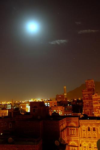 بالصورة..هذا ما سيظهر في سماء صنعاء أول يوم من 2018!