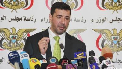 أول تعليق حكومي صريح على تحركات طارق صالح في عدن..!