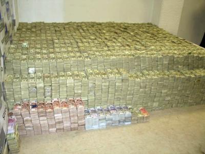 250 مليون ريال لمن يدلي بمعلومات عن هذه الشخصيات في مأرب.. أسماء