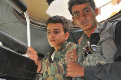 مقتل 5 من مسلحين "حوثيين" بمواجهات بحرية مع قوات الرئيس هادي