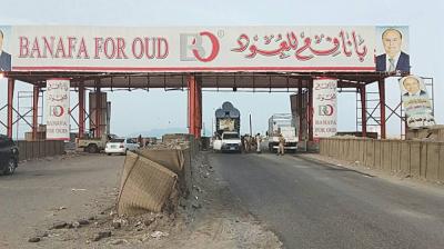 مصدر بنقطة العلم: العشرات من جنود الحرس الجمهوري يتدفقون إلى عدن يوميا