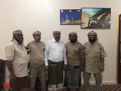 من هو القيادي في الحرس الرئاسي البوكري الذي ظهر اليوم بجوار هاني بن بريك واعلن انضمامه للمجلس الانتقالي 