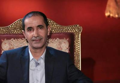 عادل الشجاع : يكشف اسم الدولة والأشخاص الذين يقفون عائقاً أمام رفع العقوبات عن السفير احمد علي 