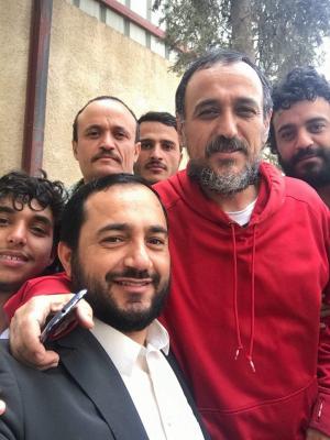 إطلاق سراح سكرتير الرئيس السابق صالح.. (صورة)