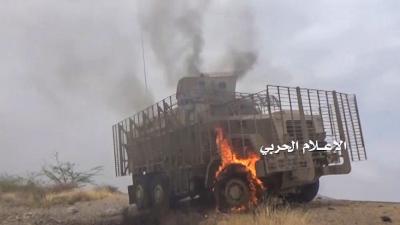 الحوثيون يوزعون صوراً لما قالوا إنها لاستدراج قوة إماراتية في كمين بالساحل الغربي!