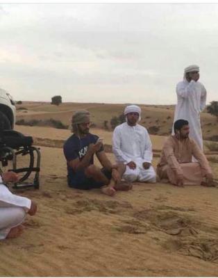 شاهد اول ظهور للشيخ «زايد» بعد عودته للإمارات إثر إصابته في اليمن (صورة)