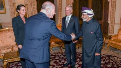  السلطان قابوس يؤكد لوزير الدفاع الأمريكي استعداده التدخل لوقف الحرب في اليمن