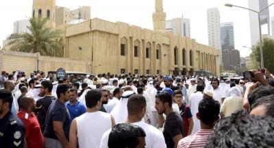 خطبة جمعة في الكويت عن "اليوغا والفيزياء والحجاب" تثير جدلا واسعا