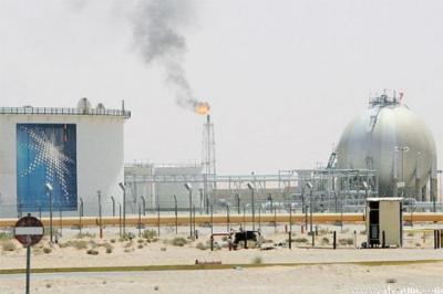 تصريح جديد لأرامكو السعودية بشأن خبر استهداف الحوثيين مرافقها بجازان