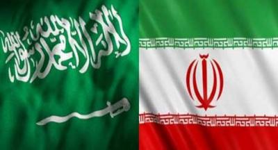 مصافحة "حارة" بين سفيري الرياض وطهران في إحدى الدول العربية (صور)