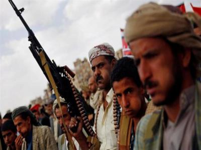 قيادي حوثي يهدد بتحويل احدى مدارس طالبات صنعاء إلى تراب