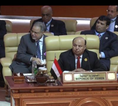 ابن وزير الخارجية اليمني يكشف.. الأمراض التي دفعت والده لحمل أدويته في «منديل»