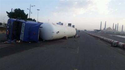 هذا ما حدث صباح اليوم  في ميدان السبعين وسط العاصمة صنعاء..! (شاهد الصورة)