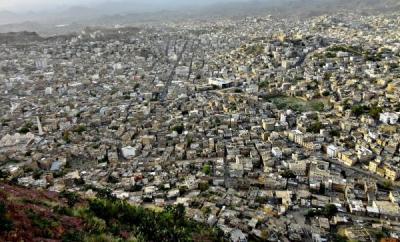 مسلحون مجهولون يختطفون جندياً بتعز
