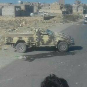 عدن .. جرح 4 جنود اثر انفجار بطقم عسكري في الشيخ عثمان