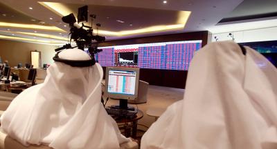 الحكومة اليمنية تعلن فتح الاعتمادات لتغطية استيراد السلع الأساسية عبر بنك سعودي