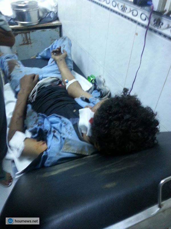 أخبار الساعة ينفرد بنشر الصور الأولية لحريق مصنع يماني بالحديدة والمصابين 