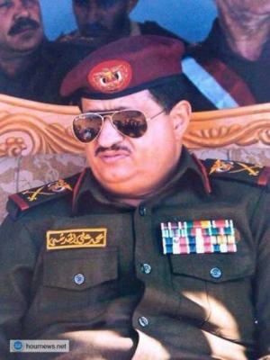 تهديد اللواء المقدشي بمحاكمة دولية والأخير يثبت التهديد بتسجيل  للمكالمة الهاتفية.