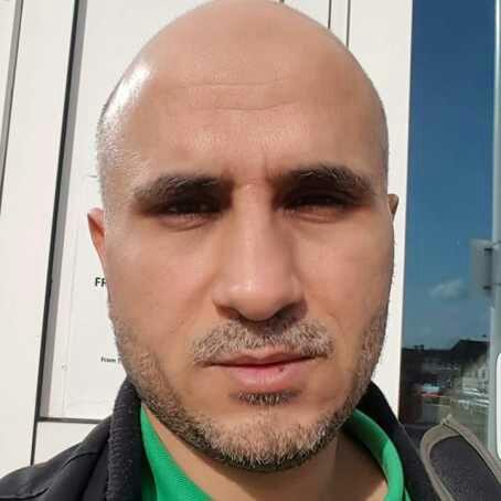 عبد الوهاب طواف : ماهي الخلفية للحملات الإعلامية من قبل الحوثيين على إيران .