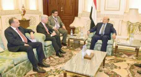موغيريني: الاتحاد الأوروبي سيوفد خبراء عسكريين لمراقبة وقف إطلاق النار بين الحوثيين وقوات الشرعية