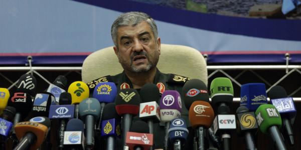 قائد الحرس الثوري الإيراني استثنى“أمريكا”من قائمة أعداء إيران وذكر السعودية وداعش