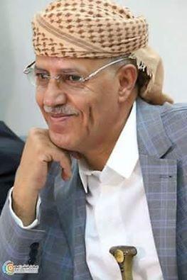 محافظ إب عبدالواحد صلاح يغلق مبنى ادارة مرور المحافظة لهذا السبب