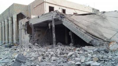 طيران التحالف يقصف حي سكني في الحديدة و6 وفيات و12 جريح حتى الان بينهم نساء