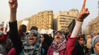 برلماني مصري يطالب بكشف طبي لإثبات عذرية البنات كشرط للقبول بالجامعات 