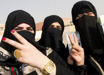 نيوز وان الإسرائيلي: السياسة السعودية تتفنن في كبت النساء فهل ينفجرن في وجه آل سعود؟