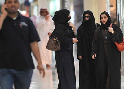 “الإيكونيميست” تُجيب  لهذا اختفت الشرطة الدينية من شوارع السعودية