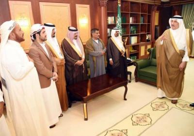 السعودية: أمير جازان يستقبل أسرة اليمني" قايد" بعد تنازلها عن قاتل ابنها (صور)