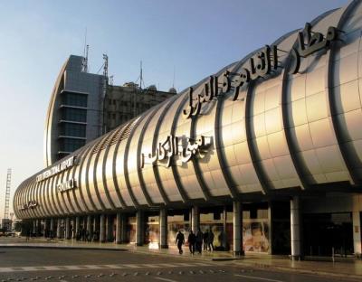 طيار سعودي ينقذ مطار القاهرة من كارثة محققة
