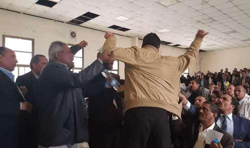 اليمن: جماعة الحوثي تعتدي على رئيس واعضاء نقابة هيئة التدريس في جامعة صنعاء