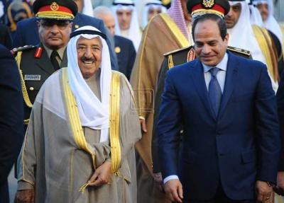 دولة خليجية تفزع لمصر وتمدها بشحنات بترولية بسداد آجل وبعملة غير الدولار
