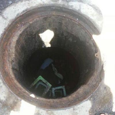 اليمن : وفاة ثلاثة اشخاص اثناء سقوطهم داخل بيارة بصنعاء 