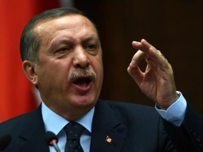 أردوغان يهدد بقلب الطاولة على رأس الاتحاد الأوروبي وإغراق بلدانه بالمهاجرين اذا واصلوا مضايقته (فيديو)