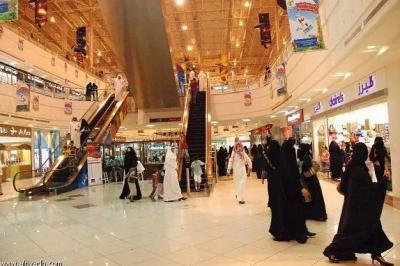 السعودية تمنع مشاهير مواقع التواصل الاجتماعي من هذا الشيء
