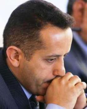 مراد هاشم لـ "المصدر أونلاين": تلقيت تهديدات بالقتل وقررت الهجرة بعد أن هدد ضابط المطار بسحب جوازي وقال: هل ستعطيك قطر جوازا؟!