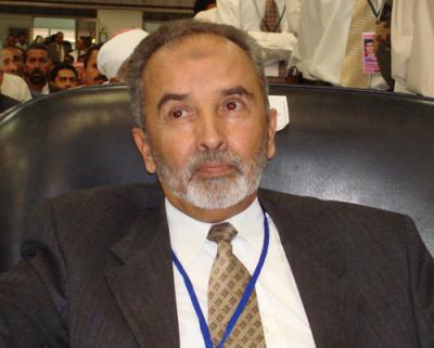 رئيس الإصلاح يتنازل عن مقعده في الحوار لأحد شباب الثورة والجرادي يعتبرها رسالة سياسية