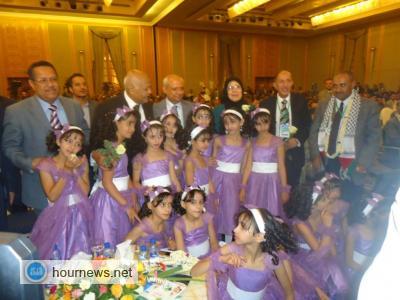 رئيس الوزراء يدشن الحملة الوطنية لدعم مرضى السرطان 