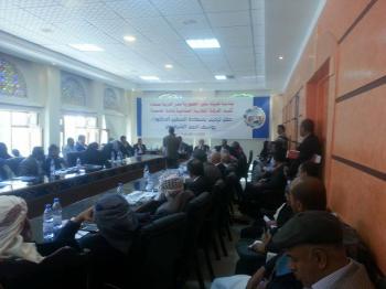 سابقة في العرف الدبلوماسي  سفير القاهرة الجديد بصنعاء يلجأ للتجار للتعريف بأعتماده كسفير لمصر 