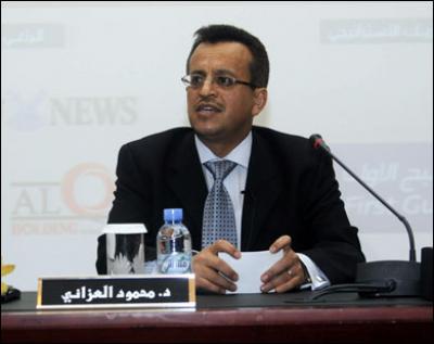 بينما شيشاني يؤكد أن القاعدة تستفيد من غياب السلطة وهشاشة الأمن.. د. العزاني: أي ضغط لإزاحة أقارب صالح سيوازيه تسليم لبعض مقرات الجيش للقاعدة
