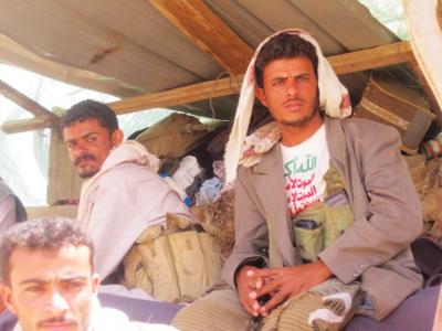 الحوثيون يشترطون للإفراج عن مدرس أن لا يصلي ولا يخطب بالناس وأن يضل حبيس منزله