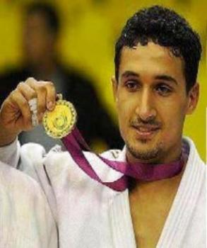 البطل اليمني خصروف يصل صنعاء وسط استقبال حافل