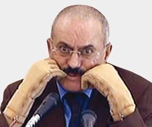 صالح يصر  على حضور اجتماع تشاوري لرؤساء المحافظات يؤجله بعد رفض الرئيس