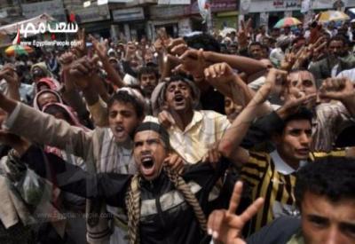 نشطاء يمنيون يطلقون حملة باسم "شباب لأجل سوريا" تهدف إلى تقديم الدعم للشعب السوري
