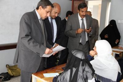 الاشول:يحث طلاب وطالبات الجمهورية على الجد والمثابرة والتمعن في اجاباتهم بما يمكنهم من حصد المراتب العليا
