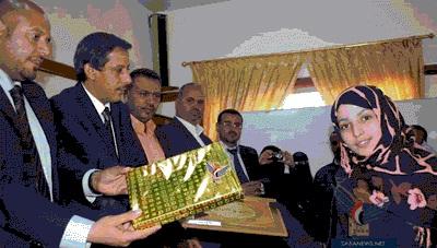 وزير التربية يكرم الطالبات الفائزات في مسابقة انجاز العرب 
