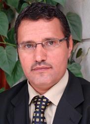بين نقد الساخطين على مؤسسة الرئاسة والعتب عليها.. 