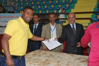 اختتام الدورة التدريبية لمختصي الأنشطة الرياضية المدرسية بالمحافظات في مجال كرة القدم للبراعم